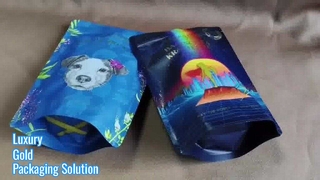 کیسه های زیپ دار پلاستیکی لوکس با مهر طلایی برای هدیه ممتاز و بسته بندی خرده فروشی مارک دار