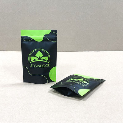 کیسه های مقاوم در برابر کودکان حمایت از گرما مهر و موم سطح دیگری از ایمنی یک سوراخ دایره ای که در بالای زیپ قرار دارد برای خرده فروشی