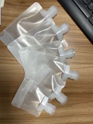 کیسه‌های دهانه دار آماده و شفاف برای سفارشی‌سازی موجود است.